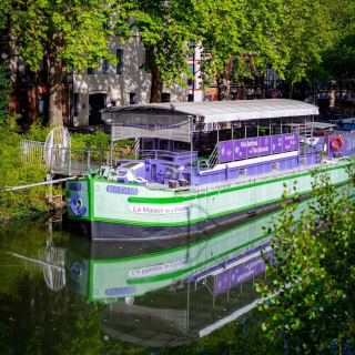 Les Journées européennes du Patrimoine sont une occasion de vous raconter, de vous transmettre nos connaissances sur la Violette de Toulouse que nous travaillons avec passion depuis 30 ans, 

mais aussi sur le Canal du Midi sur lequel nous sommes amarrés depuis 2000 et que nous apprécions tout particulièrement pour sa douceur de vivre !

#Violettes #Violette #ViolettesDeToulouse #MaisonDeLaViolette #VisitezToulouse #ToulouseTourisme #ToulouseVilleRose #ToulouseMaVille #ToulouseFr #ToulouseOccitanie #Occitanie #HauteGaronne