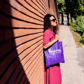 Un peu de violette et beaucoup de briques : vous êtes prêtes pour une journée shopping à Toulouse ! 

#toulouse #visiteztoulouse #atoulouse #toptoulousephoto #isawtoulouse #occitanie #tourismeoccitanie #tourismehg #sudouest #sudouest_focus_on #violette #briquetoulousaine